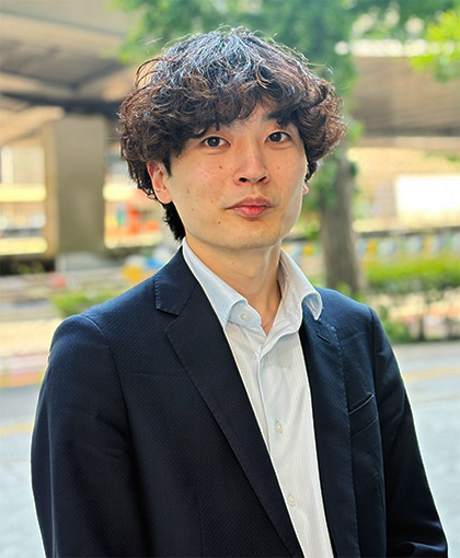 安藤